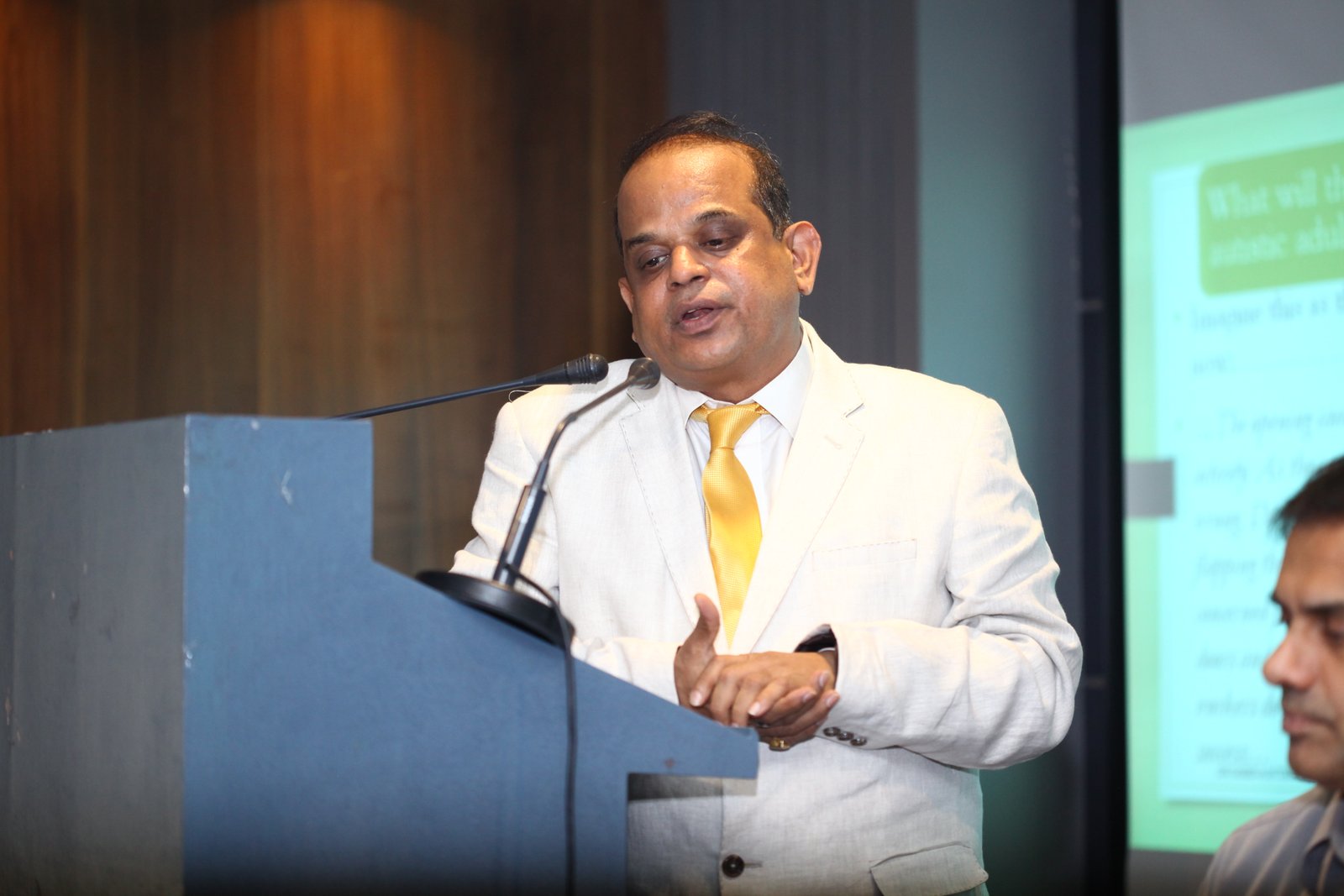 Dr. Praveen Kumar Saxena